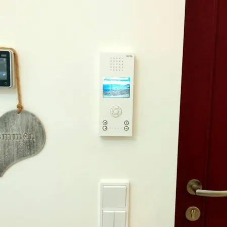 Pearl - King Bed - Netflix - Projector - Fast Wi-fi アパート *