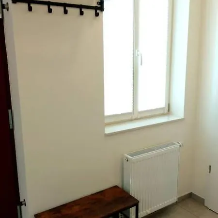 Apartament Pearl - King Bed - Netflix - Projector - Fast Wi-fi *