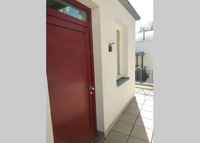 Pearl - King Bed - Netflix - Projector - Fast Wi-fi *