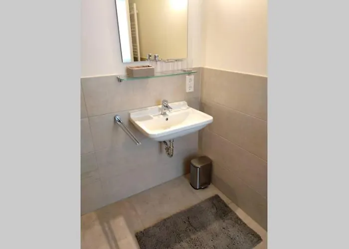 Pearl - King Bed - Netflix - Projector - Fast Wi-fi Trier